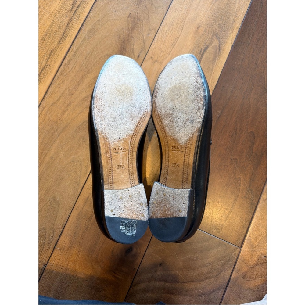 Gucci Jordaan Black Leather Loafers with Gold Horsebit hardware - Picture 3 of 7